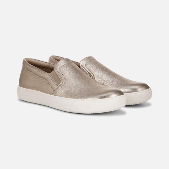 MARIANNE SLIP ON SNEAKER - Picture 1 of 12